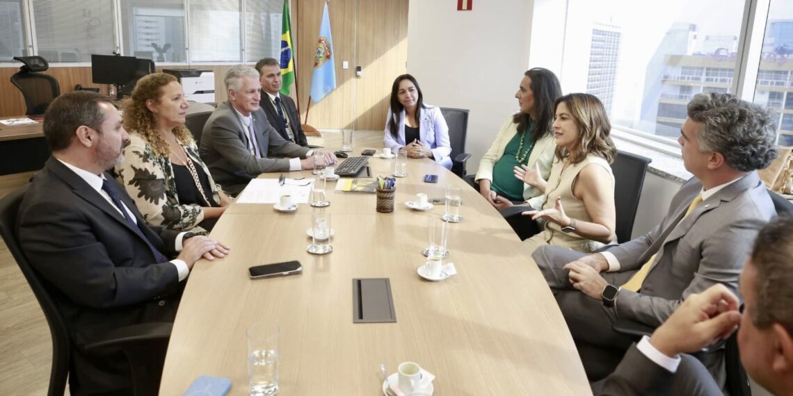 Soraya adere ao vitimismo e denuncia misoginia em CPI do Congresso