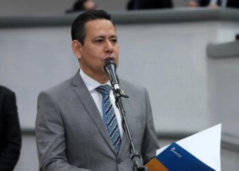 Vereador cobra prefeitura da Capital sobre contratações sem fonte de recursos