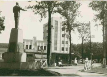 CRÔNICA: Memórias de inverno na Praça Ary Coelho, resiliência e acolhimento