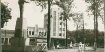 CRÔNICA: Memórias de inverno na Praça Ary Coelho, resiliência e acolhimento