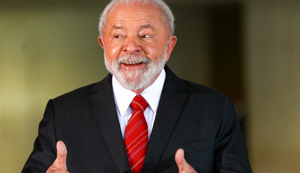 Fundo partidário banca R$ 86 mil em aluguel de casa para Lula em São Paulo