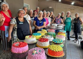 Trabalho de duas mulheres leva cursos gratuitos à periferia de Campo Grande