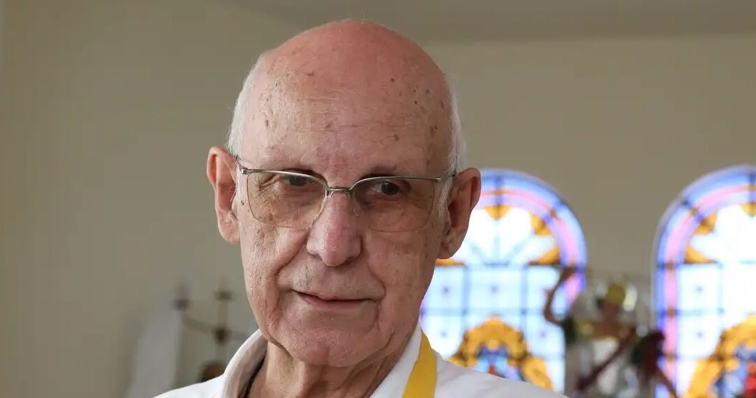 Padre aparece se masturbando em vídeo para menor, comprova perícia