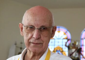 Padre aparece se masturbando em vídeo para menor, comprova perícia