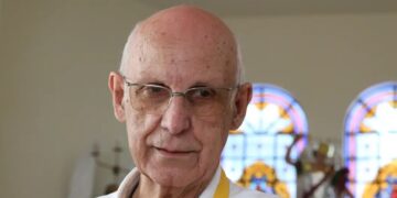 Padre aparece se masturbando em vídeo para menor, comprova perícia