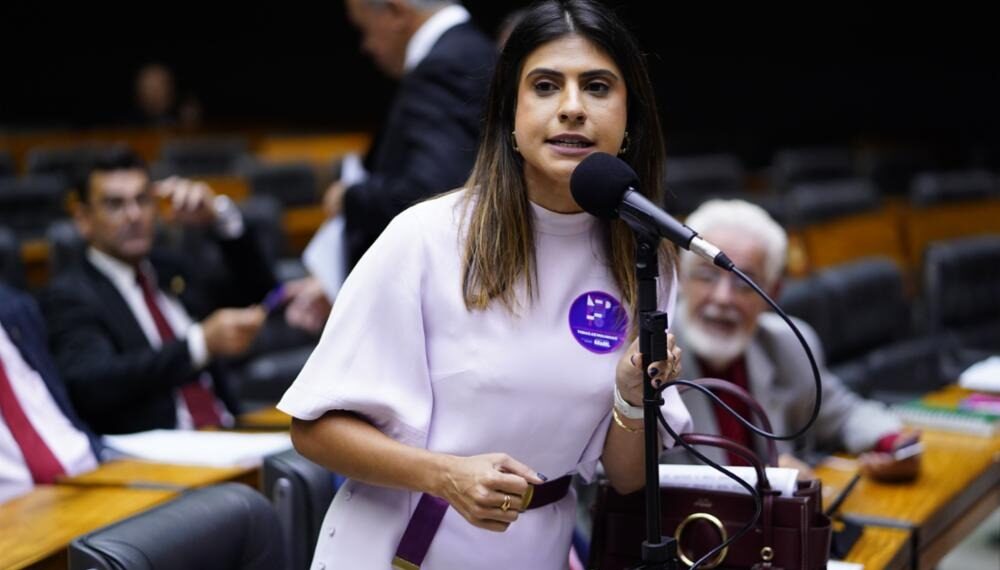 Camila Jara peita Vander e Zeca e diz que disputará a Prefeitura de Campo Grande