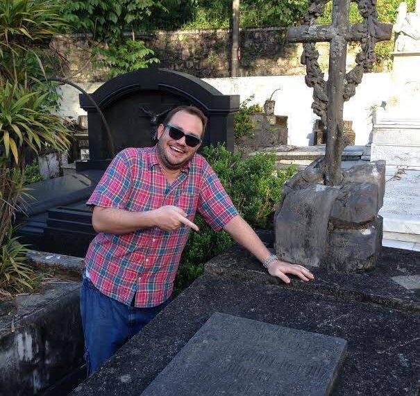 De como brinquei na infância com um tio morto 80 anos antes de eu nascer