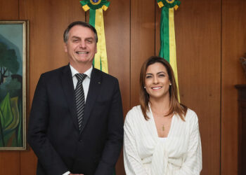 Influenciadora faz campanha contra a reeleição de Soraya Thronicke em 2026