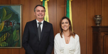 Influenciadora faz campanha contra a reeleição de Soraya Thronicke em 2026