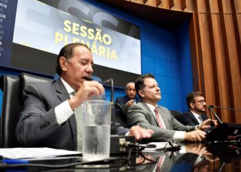 Após denúncia, Assembleia freia uso ilegal de cota com moradia para deputados