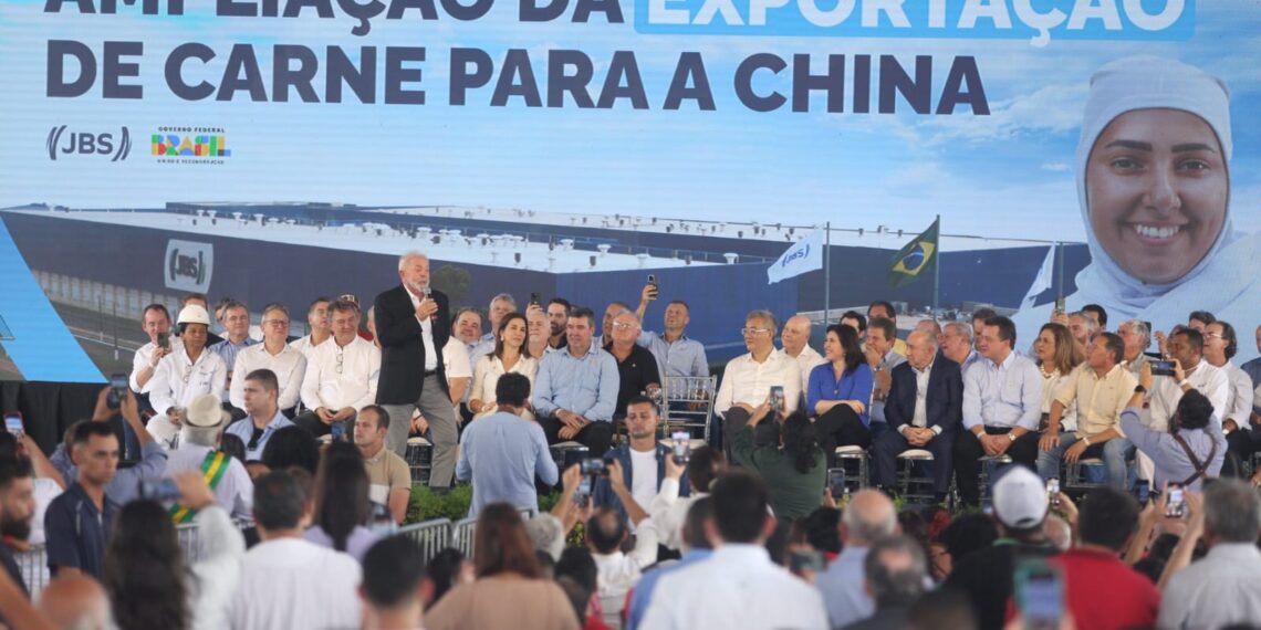 Visita de Lula a MS tem plateia ‘amiga’, boicote de produtor e discurso sobre mentira