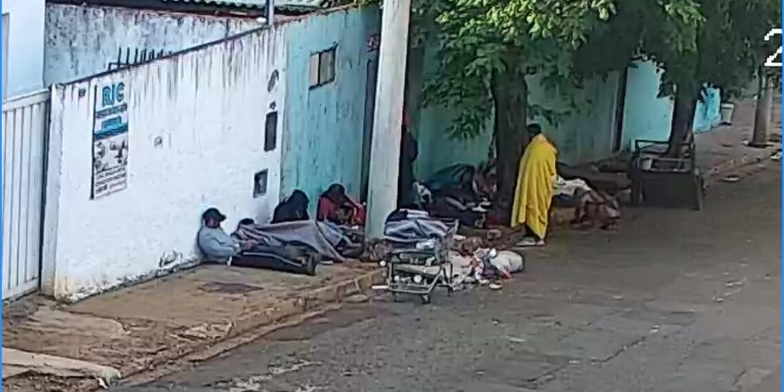 ‘Cracolândia’ gera insegurança a moradores próximos à antiga rodoviária