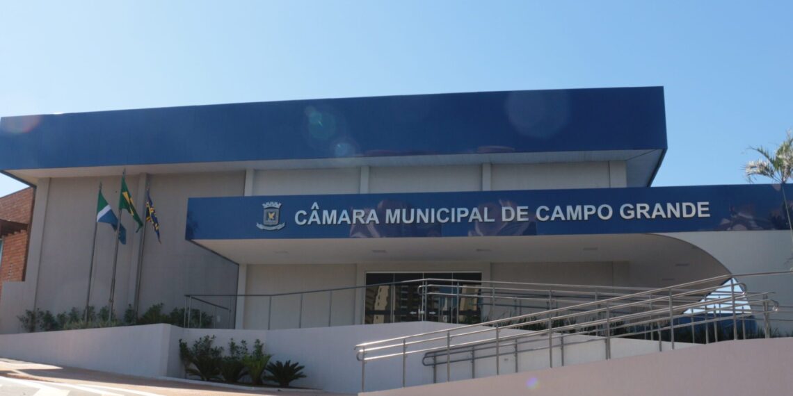 Eleição tem de acusado por desvio de verba pública a réu por falso atentado