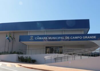 Eleição tem de acusado por desvio de verba pública a réu por falso atentado