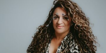 Campo-grandense Patty Araújo grava DVD com sucessos dos anos 60 para cá