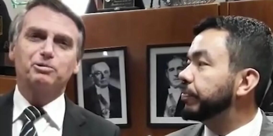 Candidato a vereador usa vídeo de 2018 para simular apoio atual de Bolsonaro