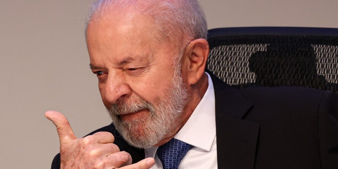 Lula usará o Pix para obrigar quem não declara a pagar Imposto de Renda