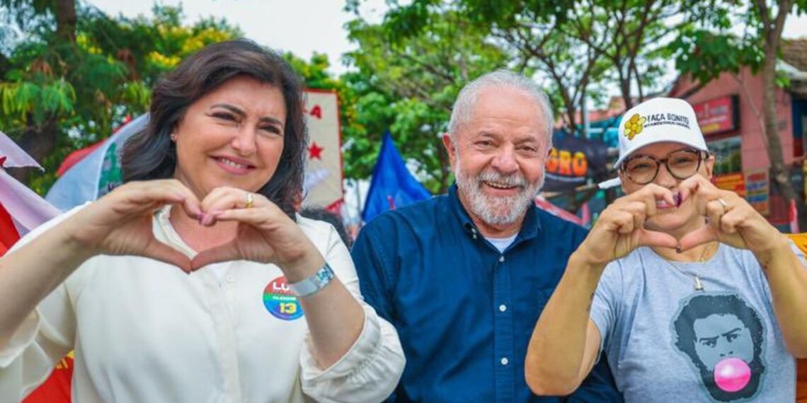 Sumida desde 2018, Simone ressurge para melhorar a imagem de Lula em MS