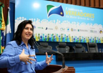 Aliada de Lula e do PT, Simone vive agonia política em MS, terra de direita