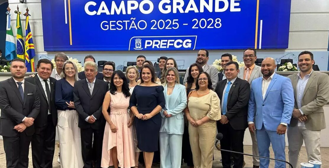 Medidas de austeridade de Adriane Lopes chegam com três anos de atraso