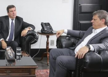 Eduardo Riedel defende anistia aos envolvidos nos atos de 8 de janeiro