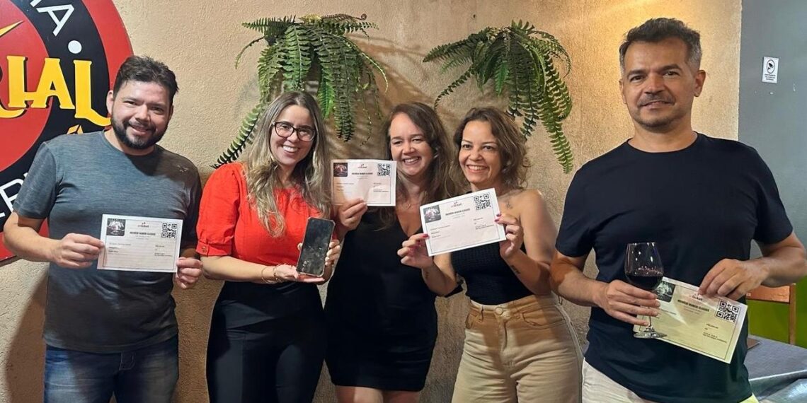 Fãs correm para garantir lugar no show de Maurício Manieri em Campo Grande