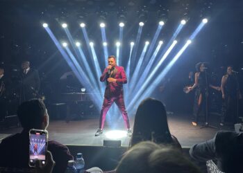 Versátil e talentoso, Maurício Manieri faz show marcante em Campo Grande