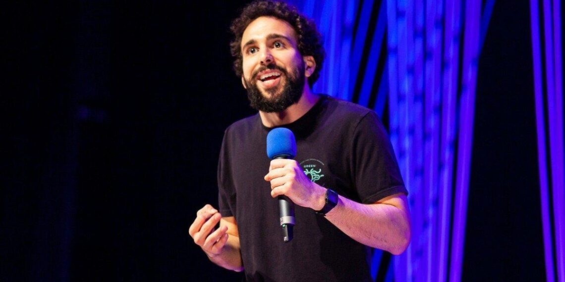 Falta de preparo de Soraya Thronicke em CPI vira piada em show de humorista