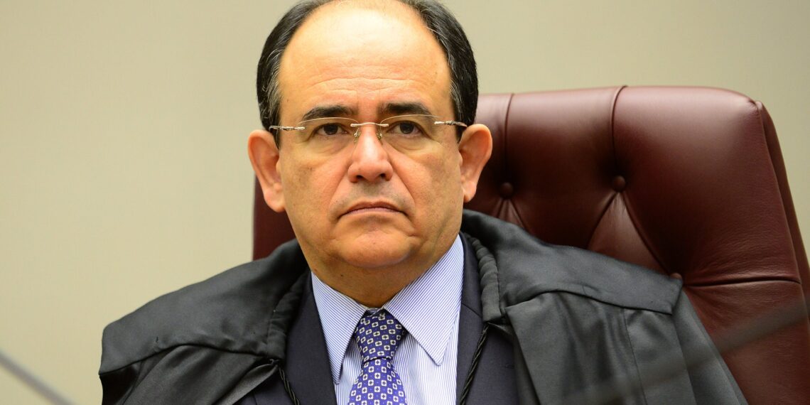 Ministro do TSE nega recurso a ex-deputado e esposa por lavagem de dinheiro
