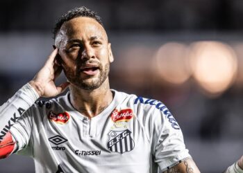 Santos tem menos de 30 dias para refazer planejamento dentro e fora de campo