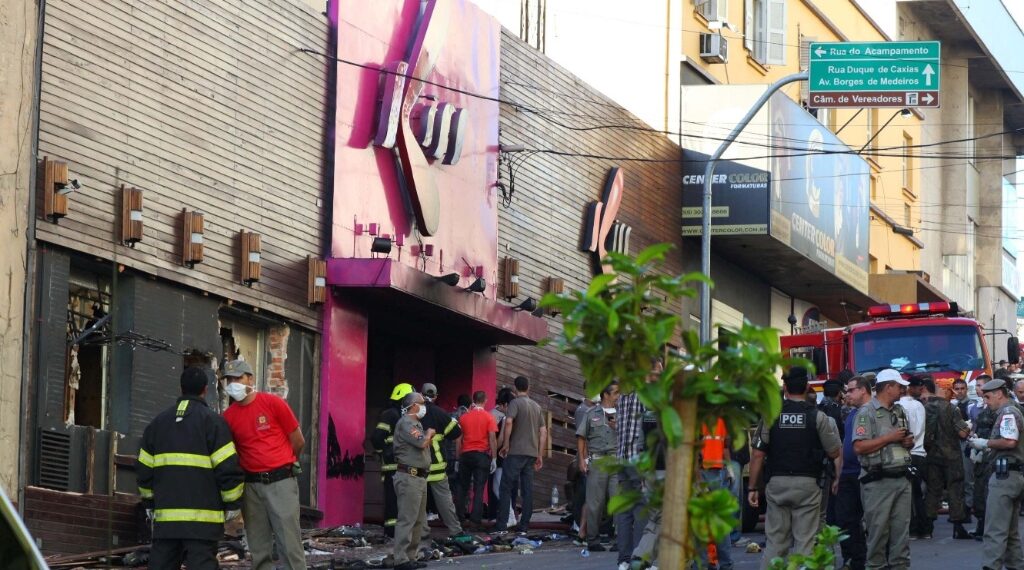 Punição pelas 242 mortes da Boate Kiss é mais branda do que penas do 8 de Janeiro