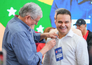 Zeca do PT gasta dinheiro público em viagem para ato político em Brasília