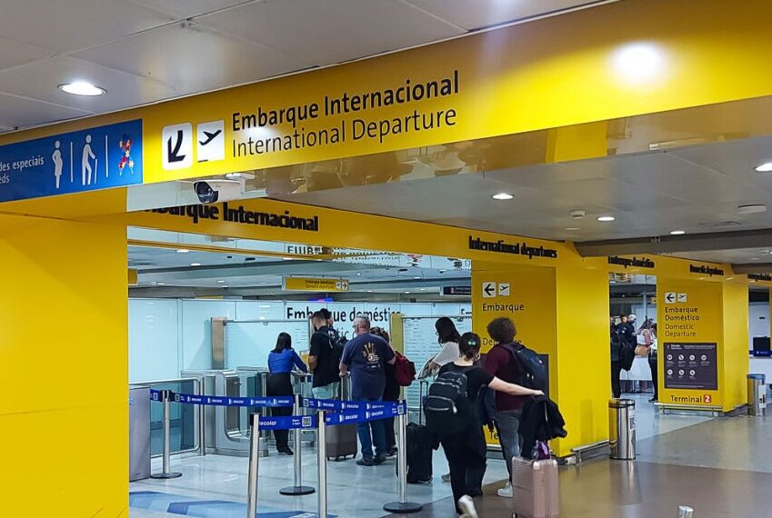 Viagens: gastos do governo saltam de R$ 1 milhão para R$ 5 milhões por dia