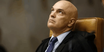 Moraes, o infalível: ninguém ousa questionar os erros do ministro que nunca erra