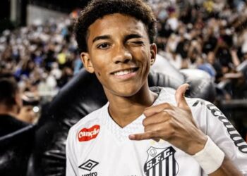 Por que Robinho Jr entra sempre? Porque o Santos tem sido mal escalado
