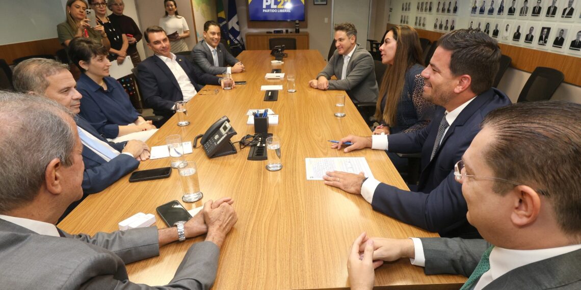 Capitão Contar volta ao PL sob as bênçãos de Bolsonaro e da direção nacional