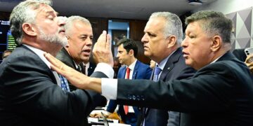 CPMI do INSS aprova quebra de sigilos de Lulinha e petistas se desesperam