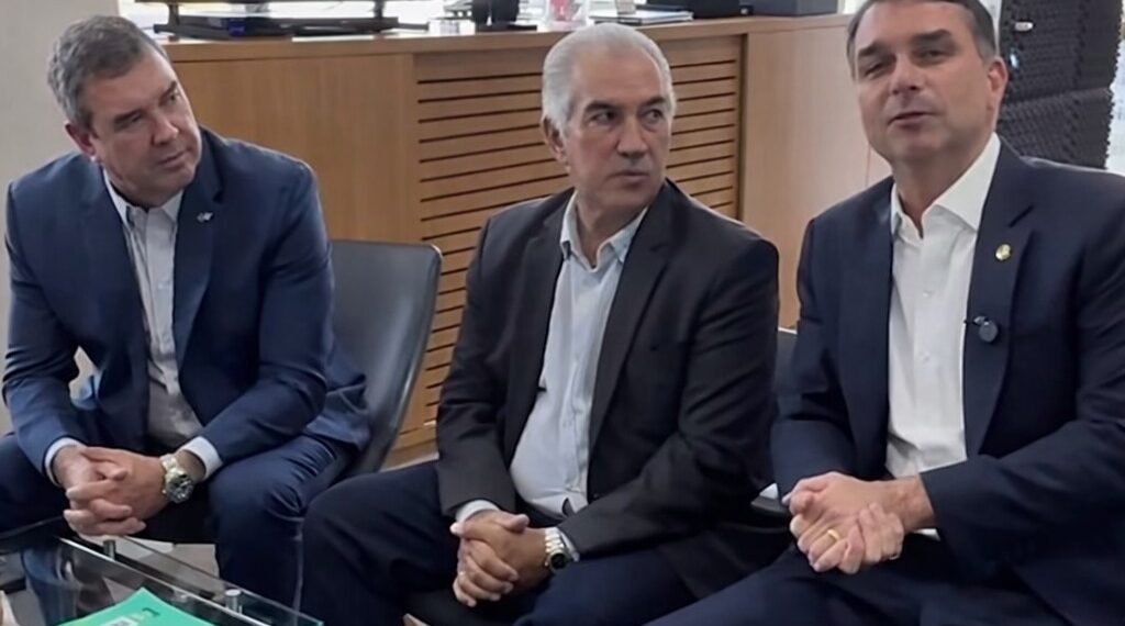 Com Riedel e Reinaldo, Flávio afirma que esquerda não tem espaço em MS