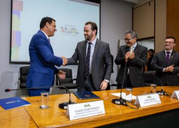 Ministro da Fazenda destaca indicadores de MS, elogia Riedel e isola Fabio Trad
