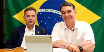 Presidenciável Flávio Bolsonaro reforça apoio a Riedel, Contar e Reinaldo em MS