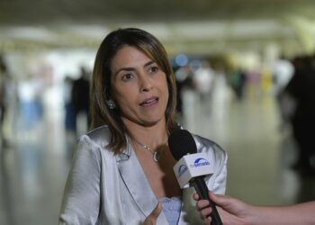Proteção a filho e irmão de Lula na CPMI do INSS contradiz Soraya sobre corrupção