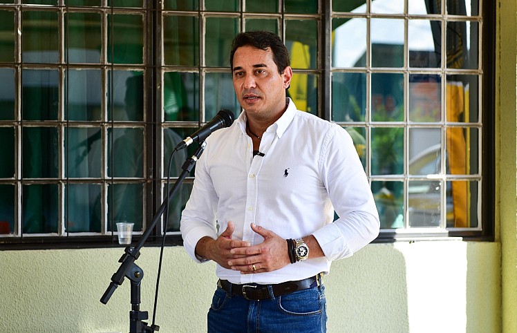 Prefeito de Naviraí desmente apoio ao petista Vander Loubet na disputa ao Senado